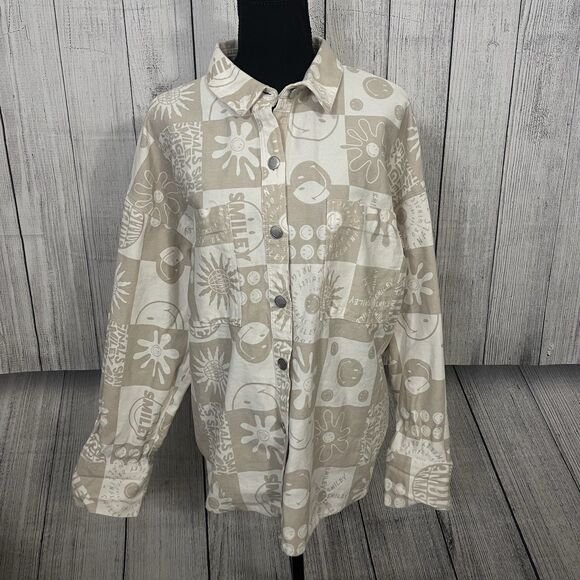 H&M Tops - Smiley x H&M Women's Medium Beige Button-Up Oversized Shacket Shirt 90s Retro